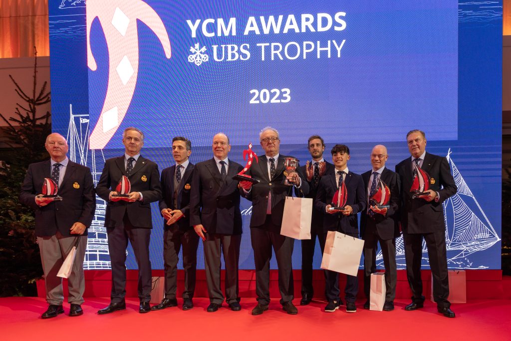 ycm awards trophe ubs